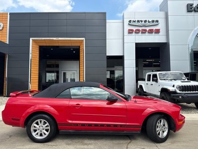 2007 Ford Mustang V6 Deluxe