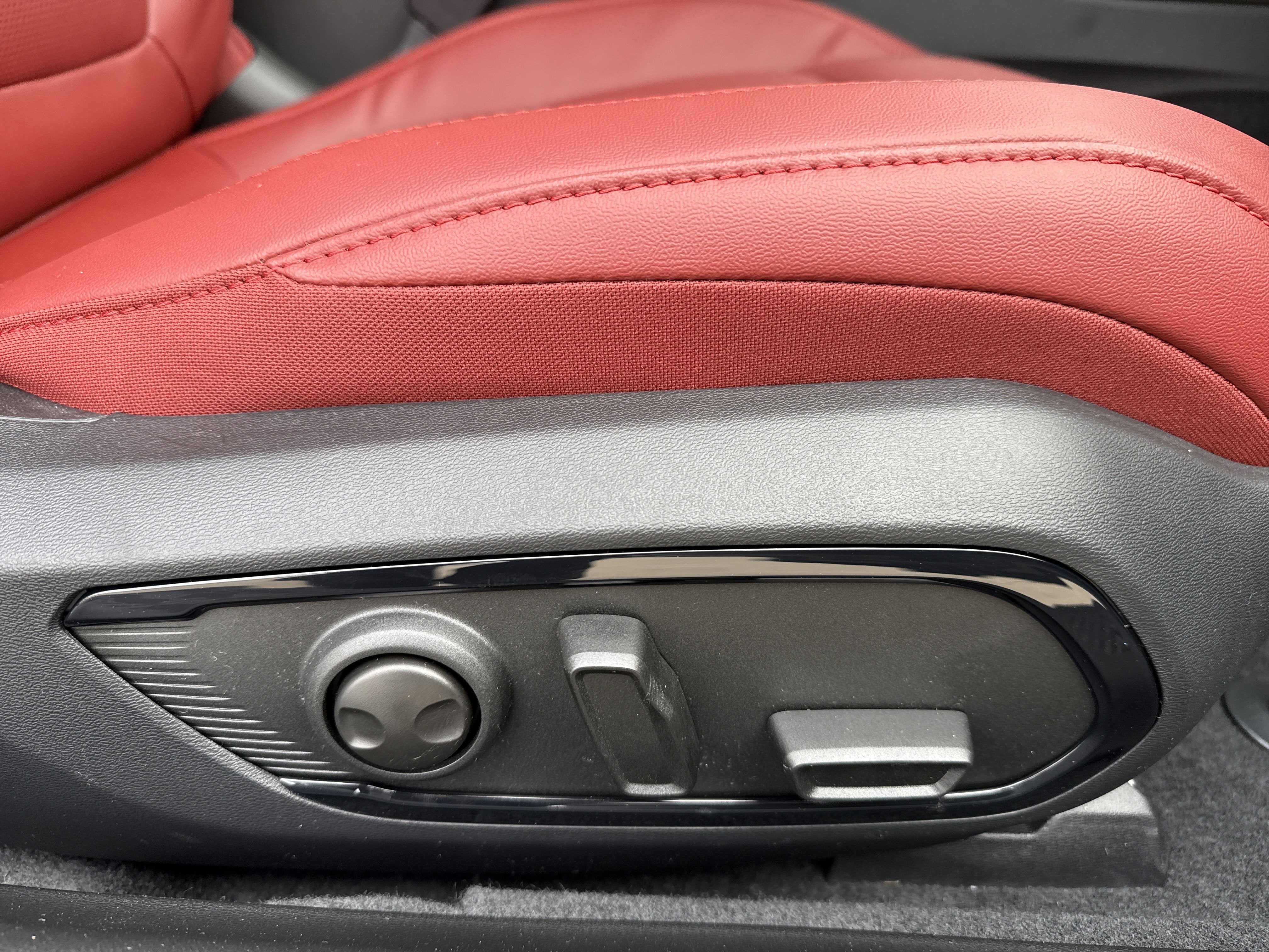 2026 Dodge Charger Scat Pack Plus