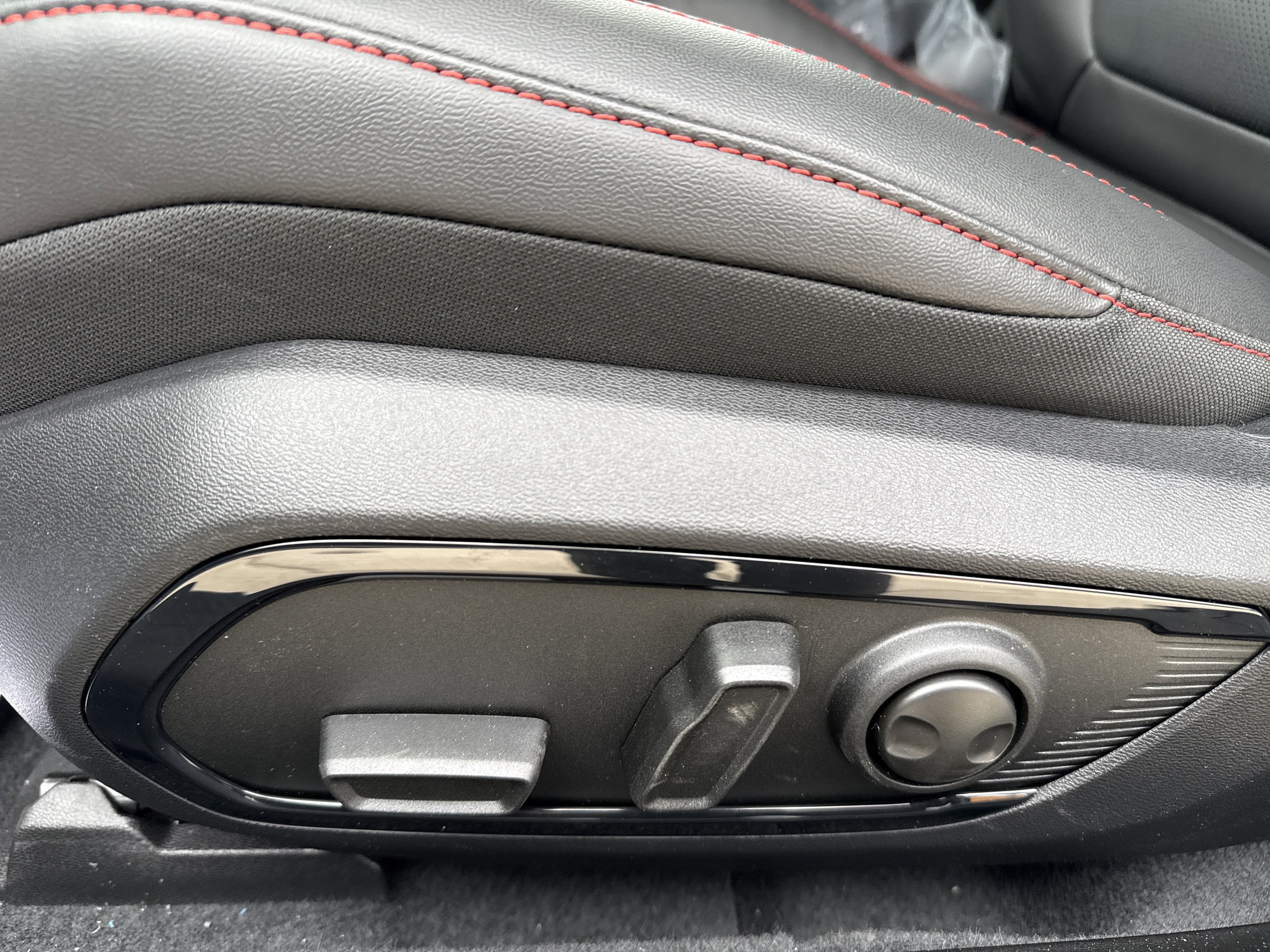 2026 Dodge Charger Scat Pack Plus