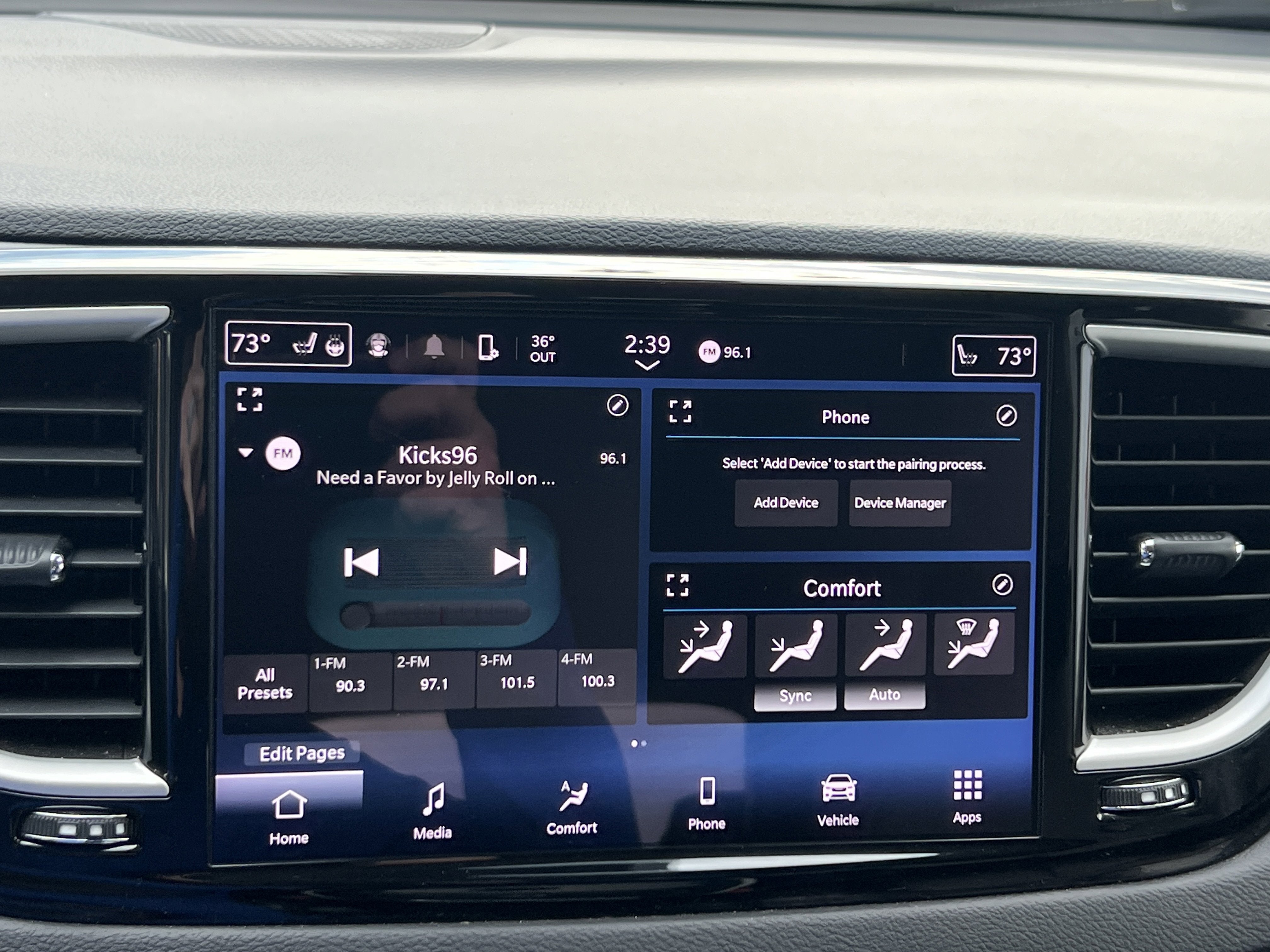 2023 Chrysler Pacifica Touring L