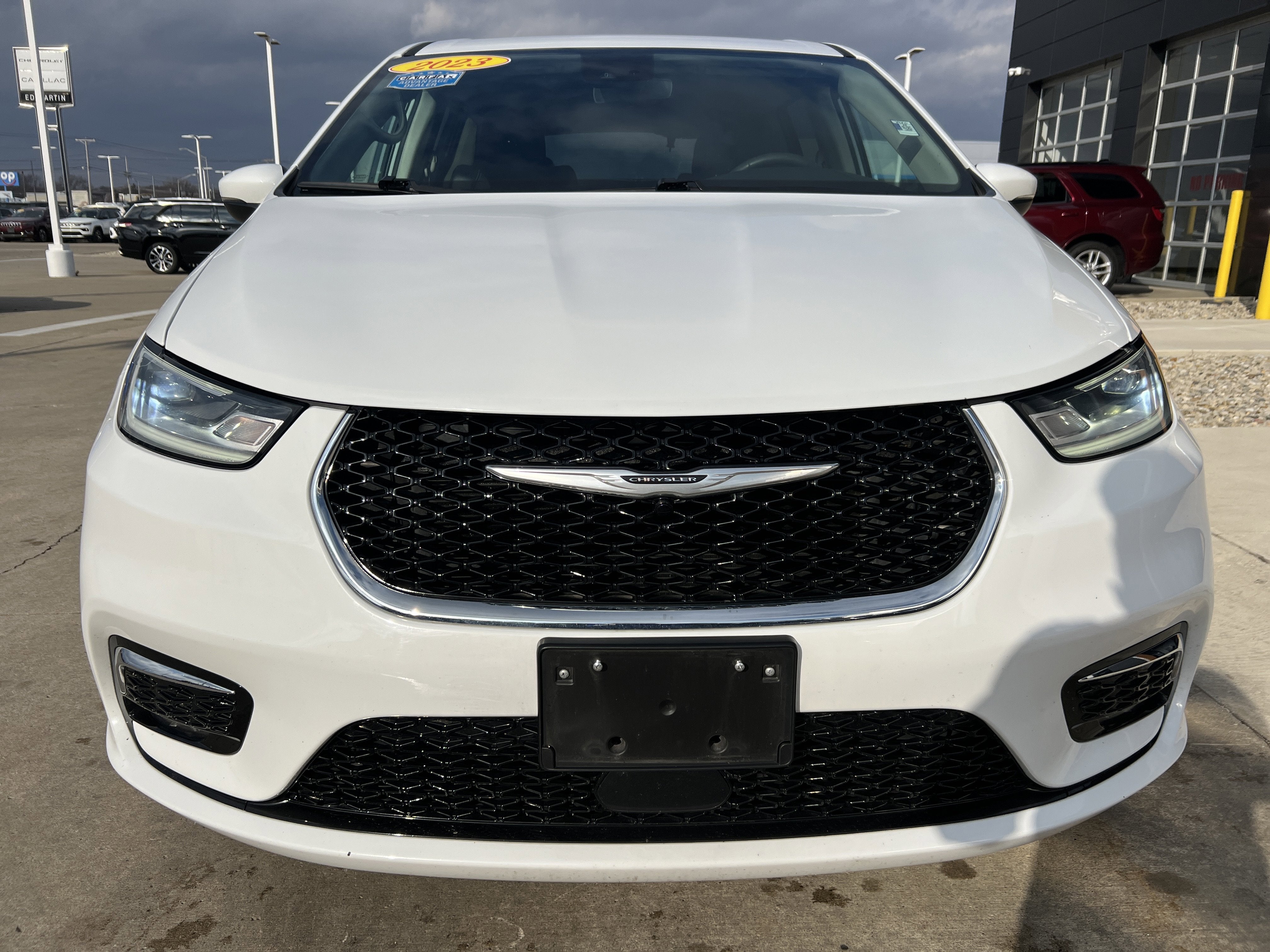 2023 Chrysler Pacifica Touring L