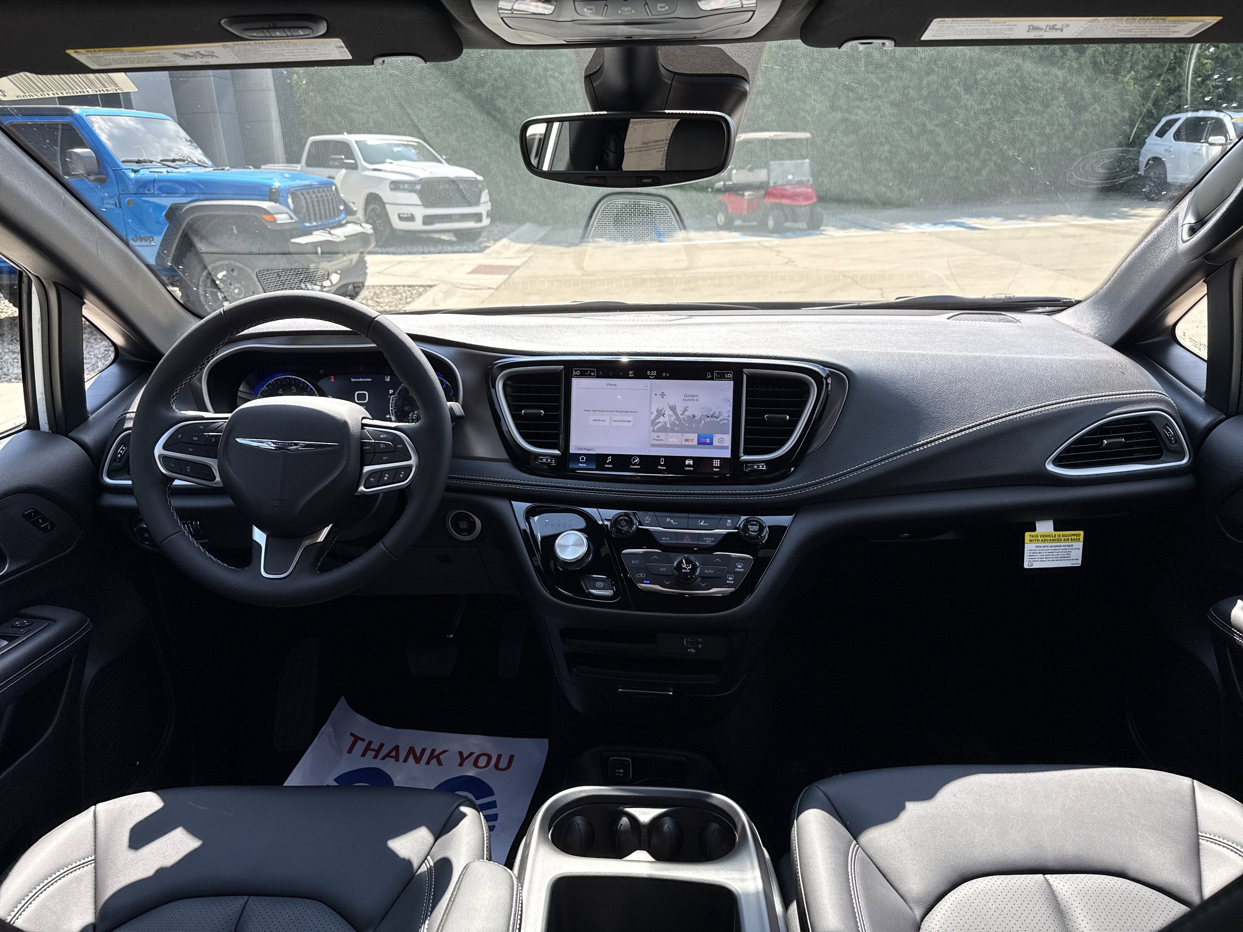 2026 Chrysler Pacifica Select