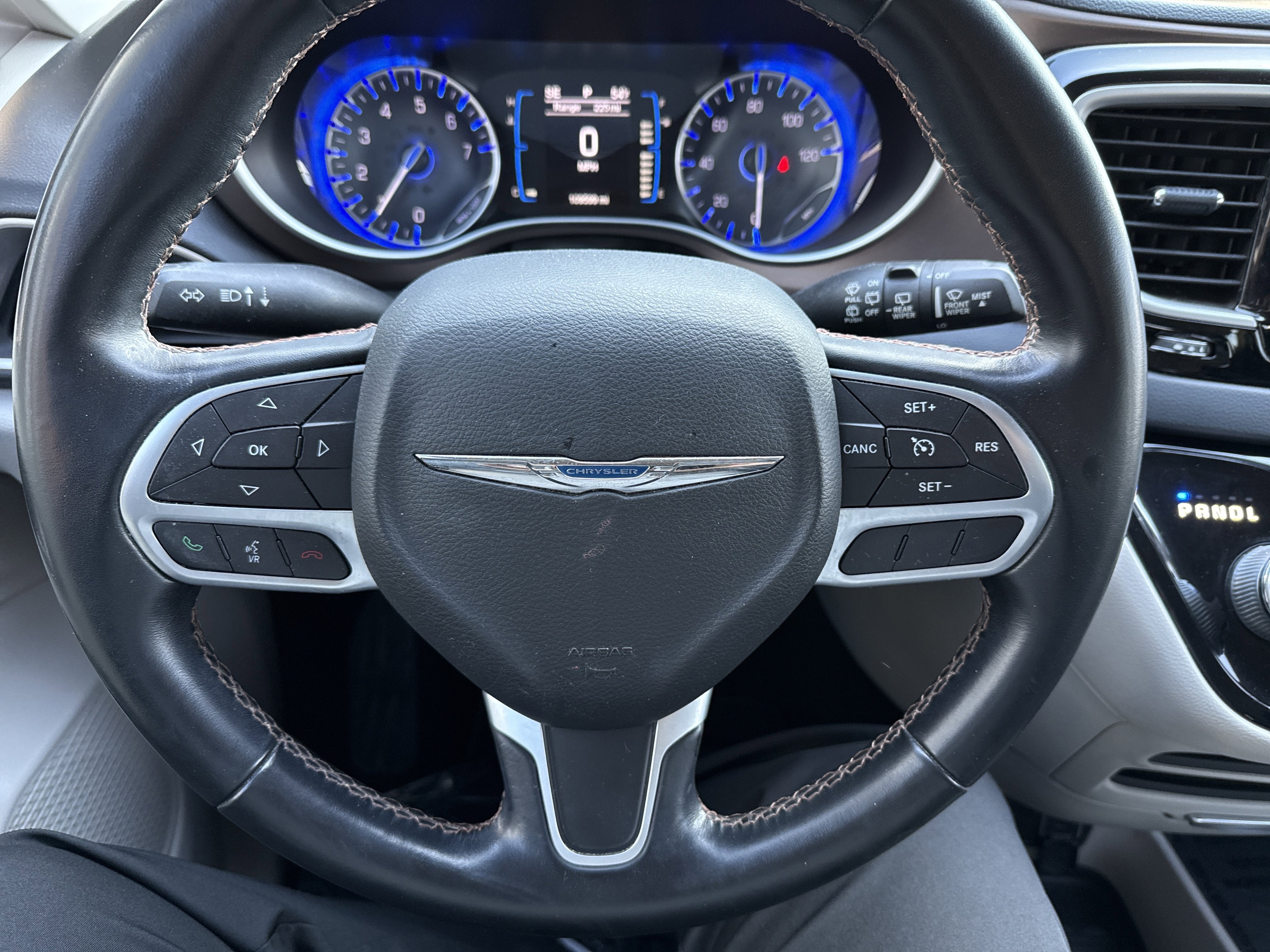 2017 Chrysler Pacifica Touring-L