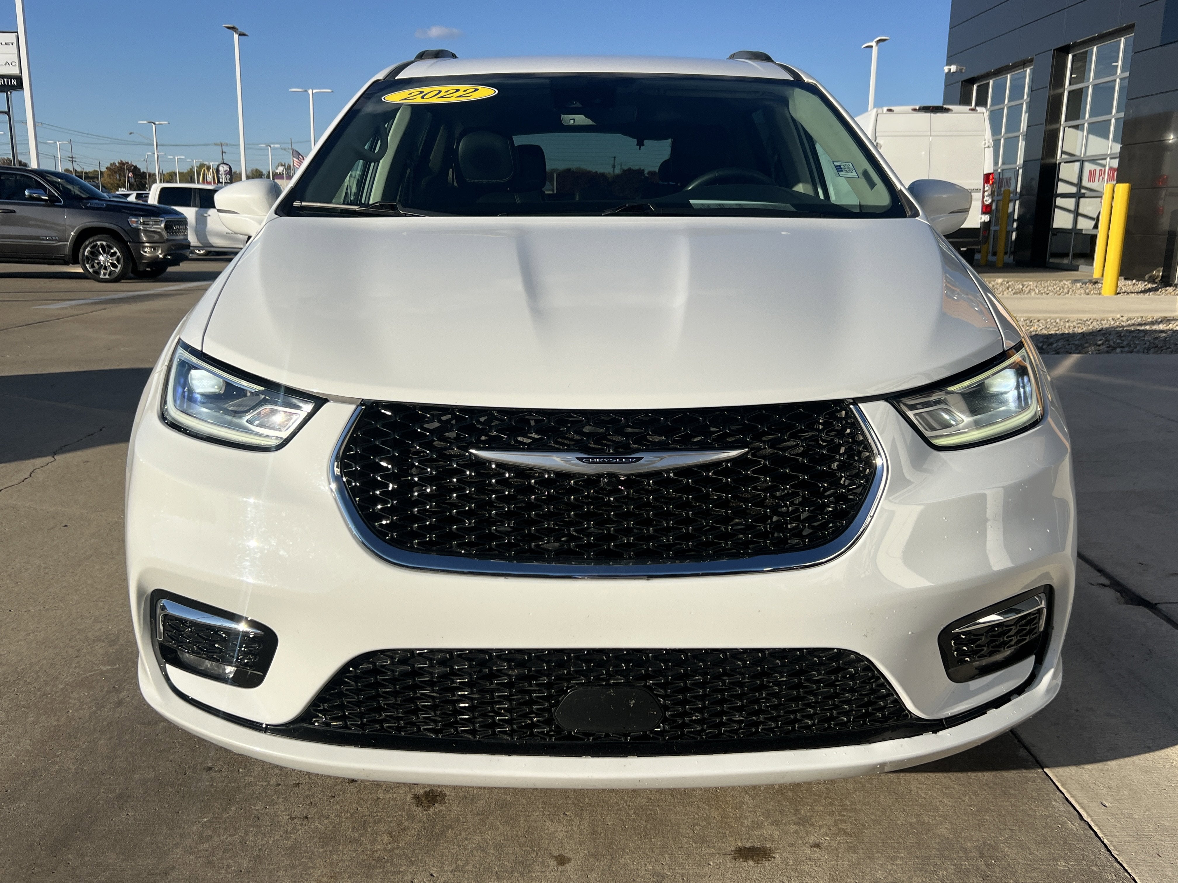 2022 Chrysler Pacifica Touring L