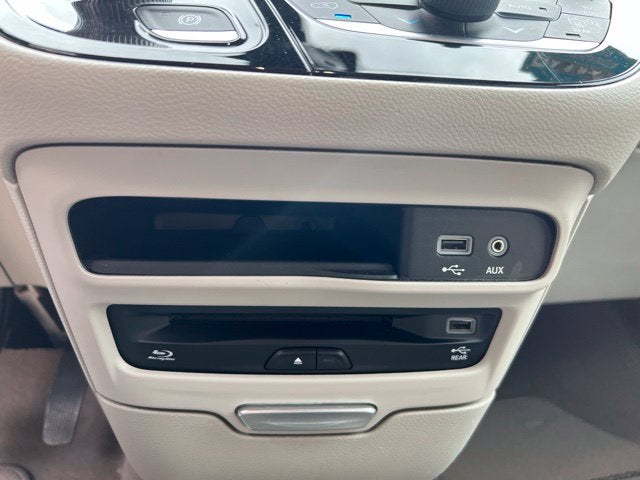 2018 Chrysler Pacifica Touring L Plus
