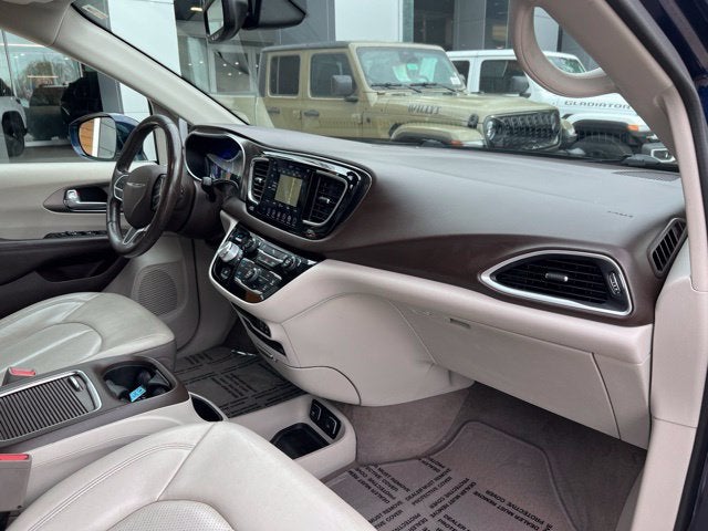 2018 Chrysler Pacifica Touring L Plus