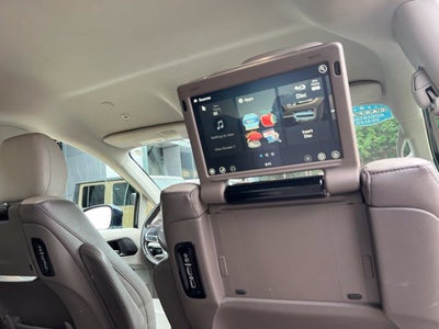 2018 Chrysler Pacifica Touring L Plus