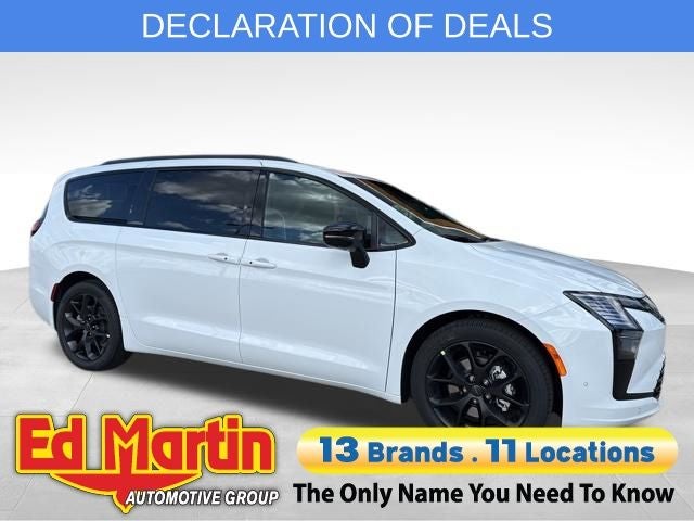 2027 Chrysler Pacifica Limited