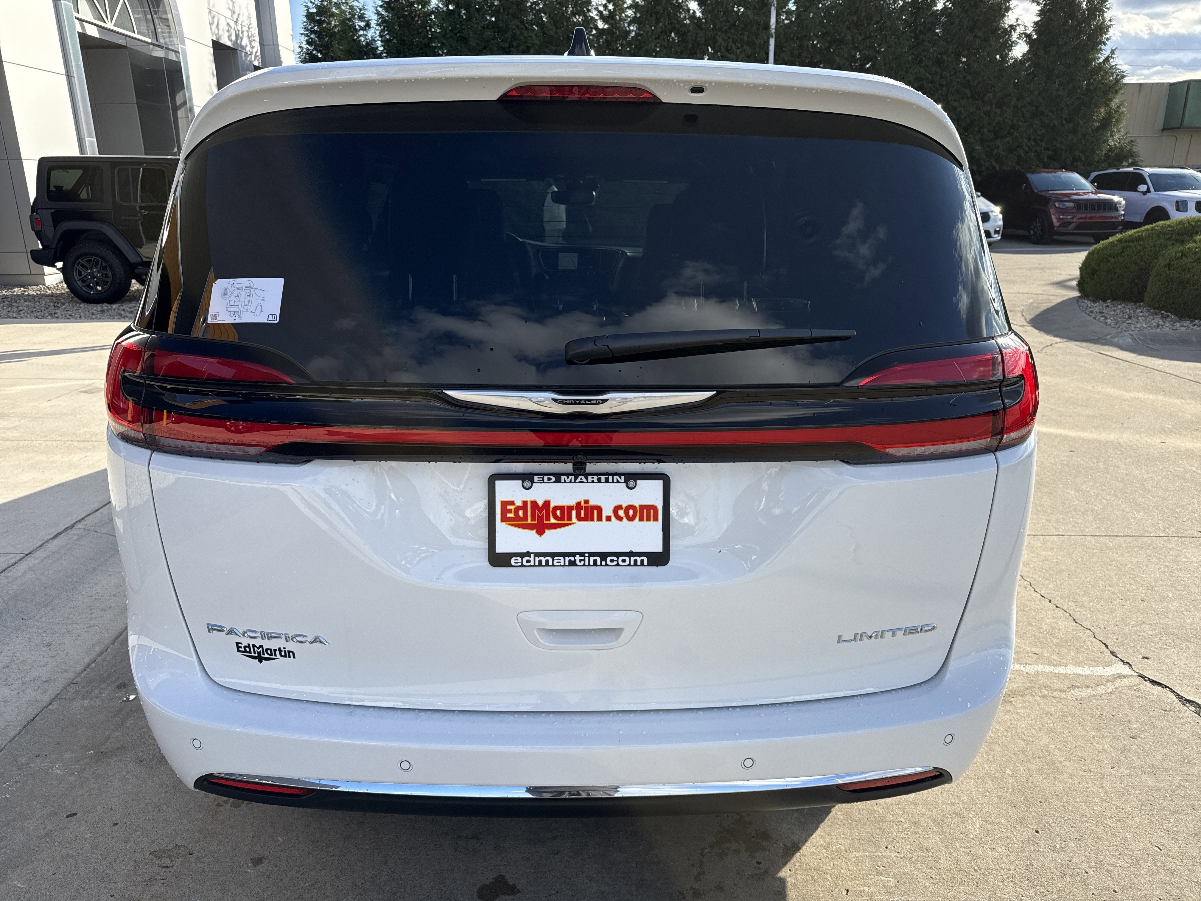 2026 Chrysler Pacifica Limited