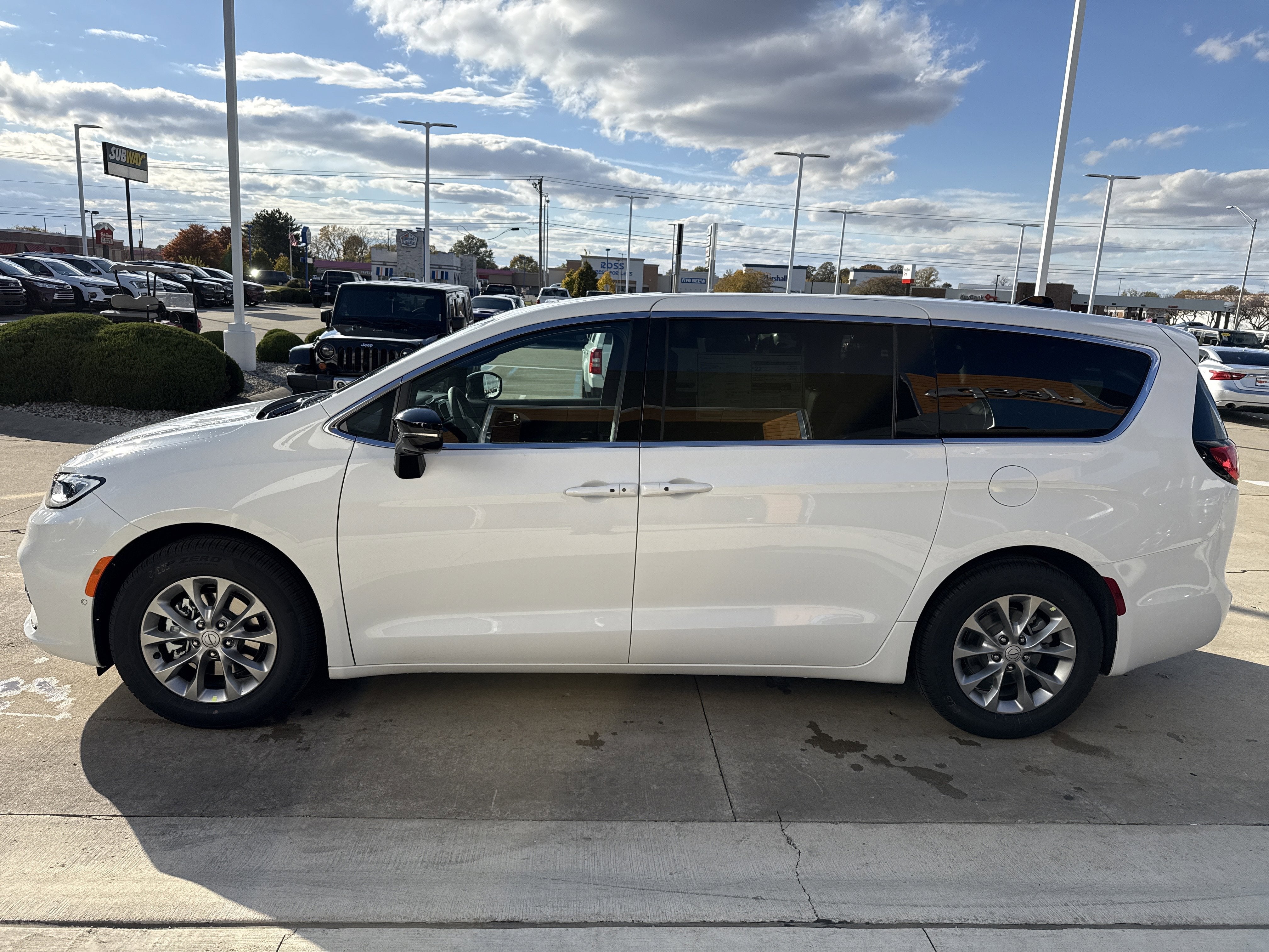 2026 Chrysler Pacifica Limited