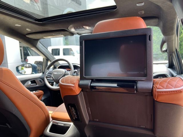 2024 Chrysler Pacifica Pinnacle