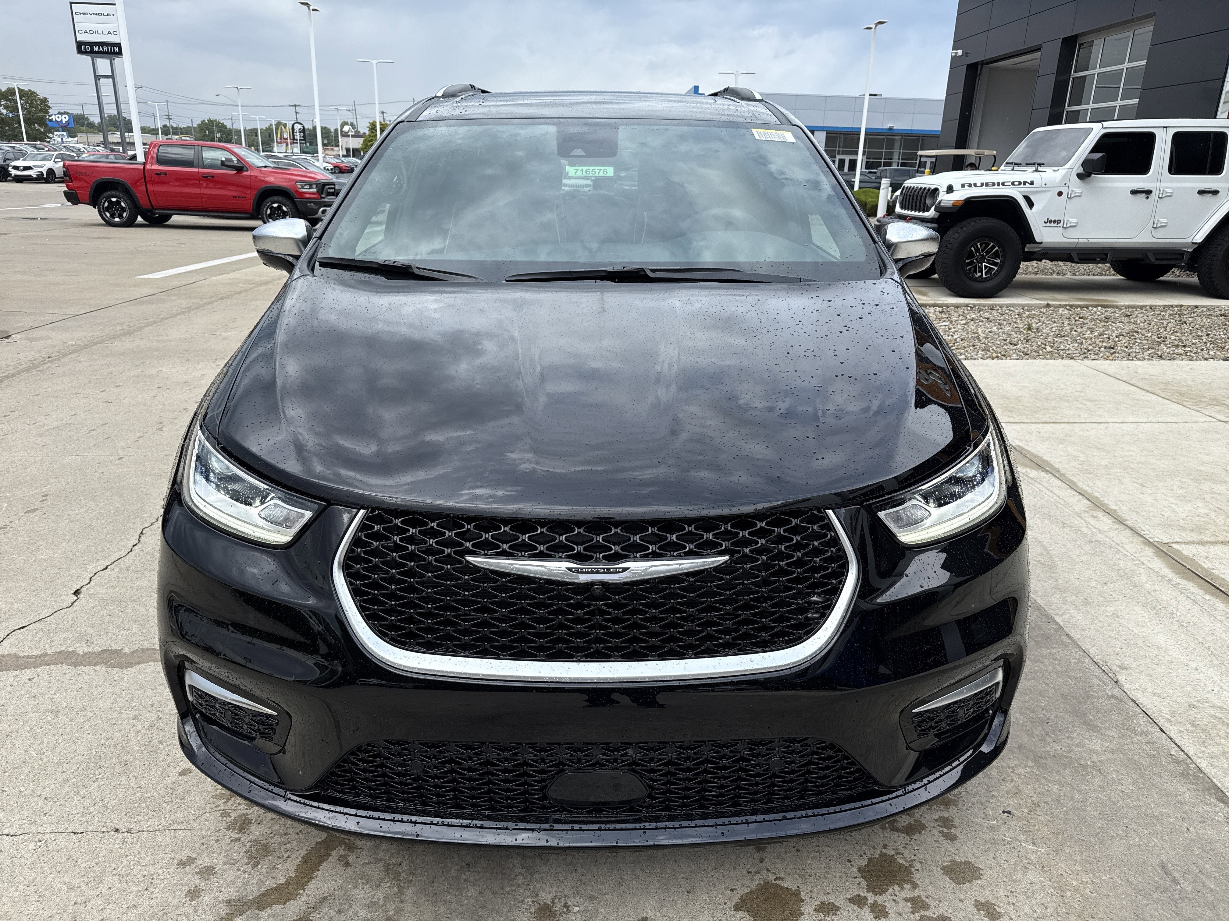 2026 Chrysler Pacifica Pinnacle