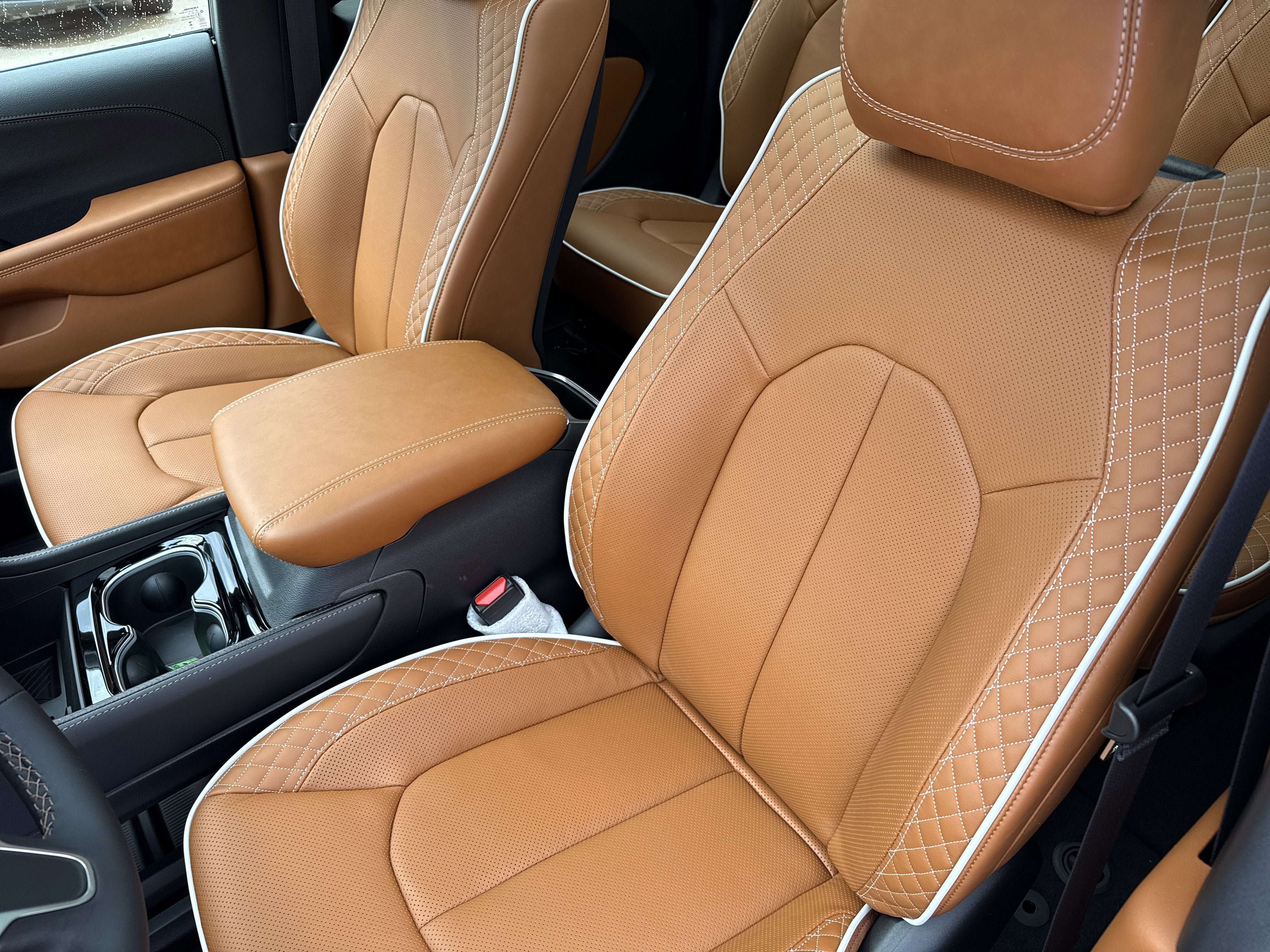 2026 Chrysler Pacifica Pinnacle