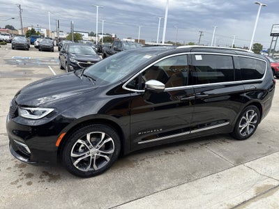 2026 Chrysler Pacifica Pinnacle