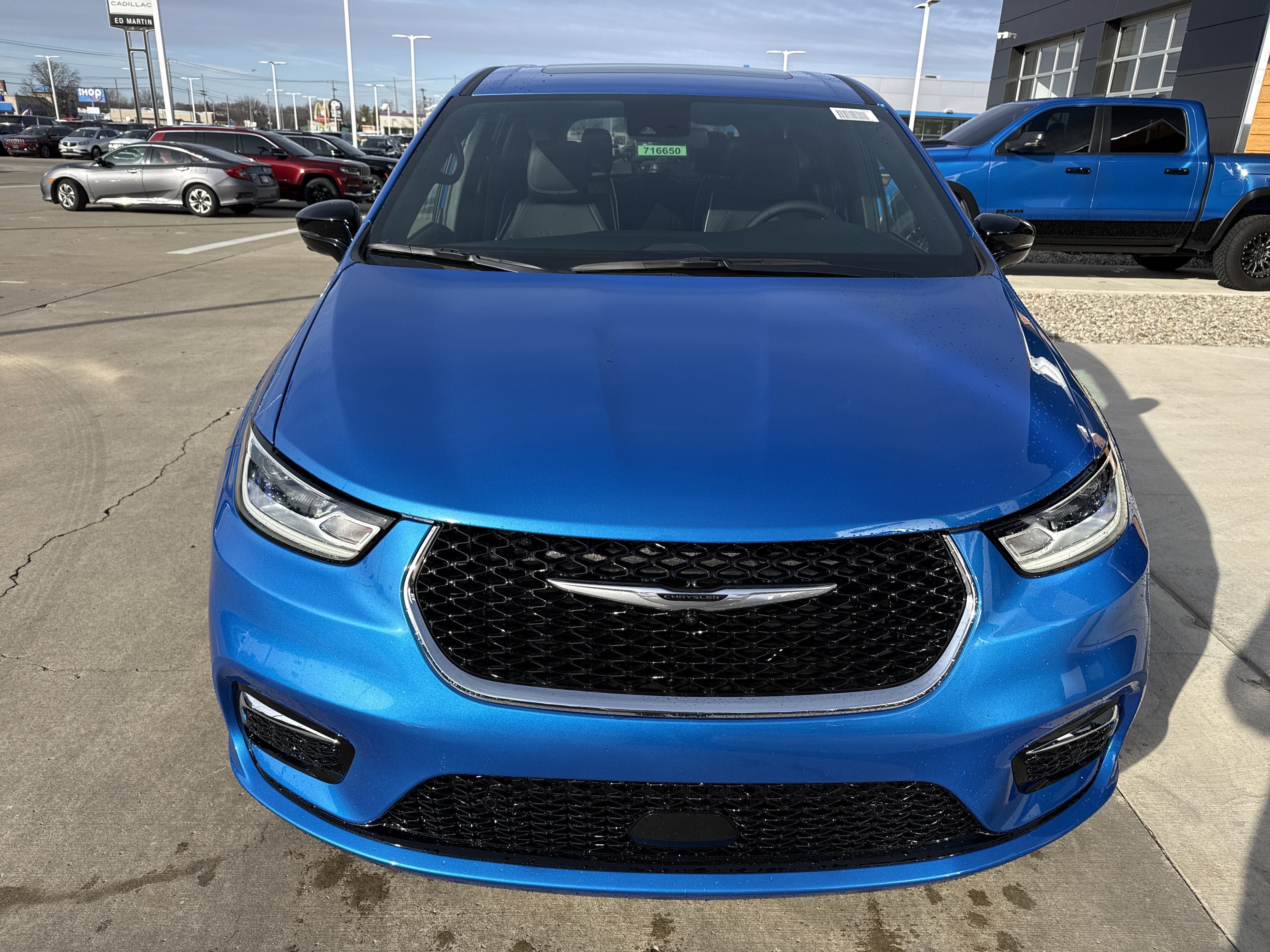 2026 Chrysler Pacifica Limited