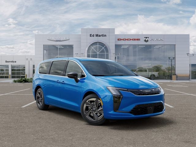 2027 Chrysler Pacifica Limited