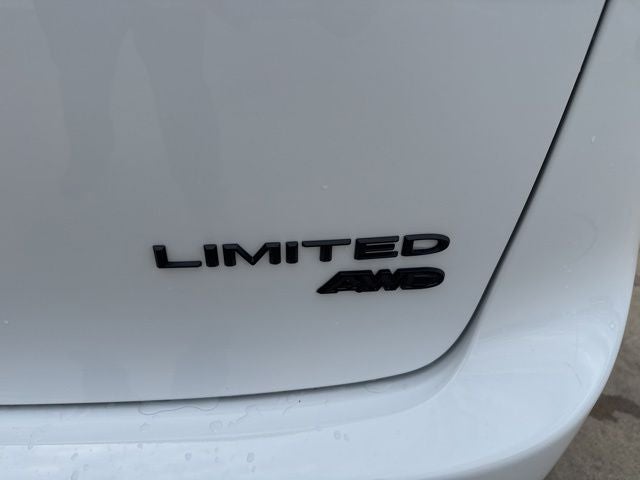2027 Chrysler Pacifica Limited