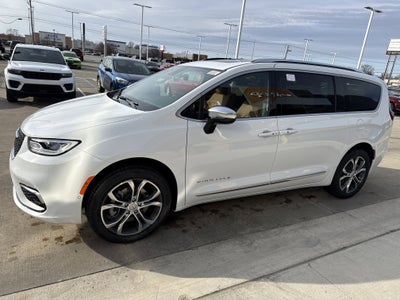 2026 Chrysler Pacifica Pinnacle