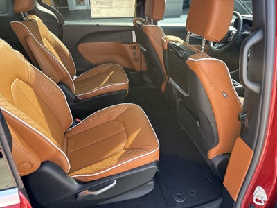 2026 Chrysler Pacifica Pinnacle