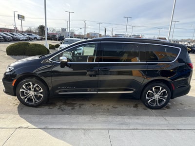 2026 Chrysler Pacifica Pinnacle