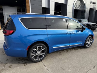 2026 Chrysler Pacifica Pinnacle
