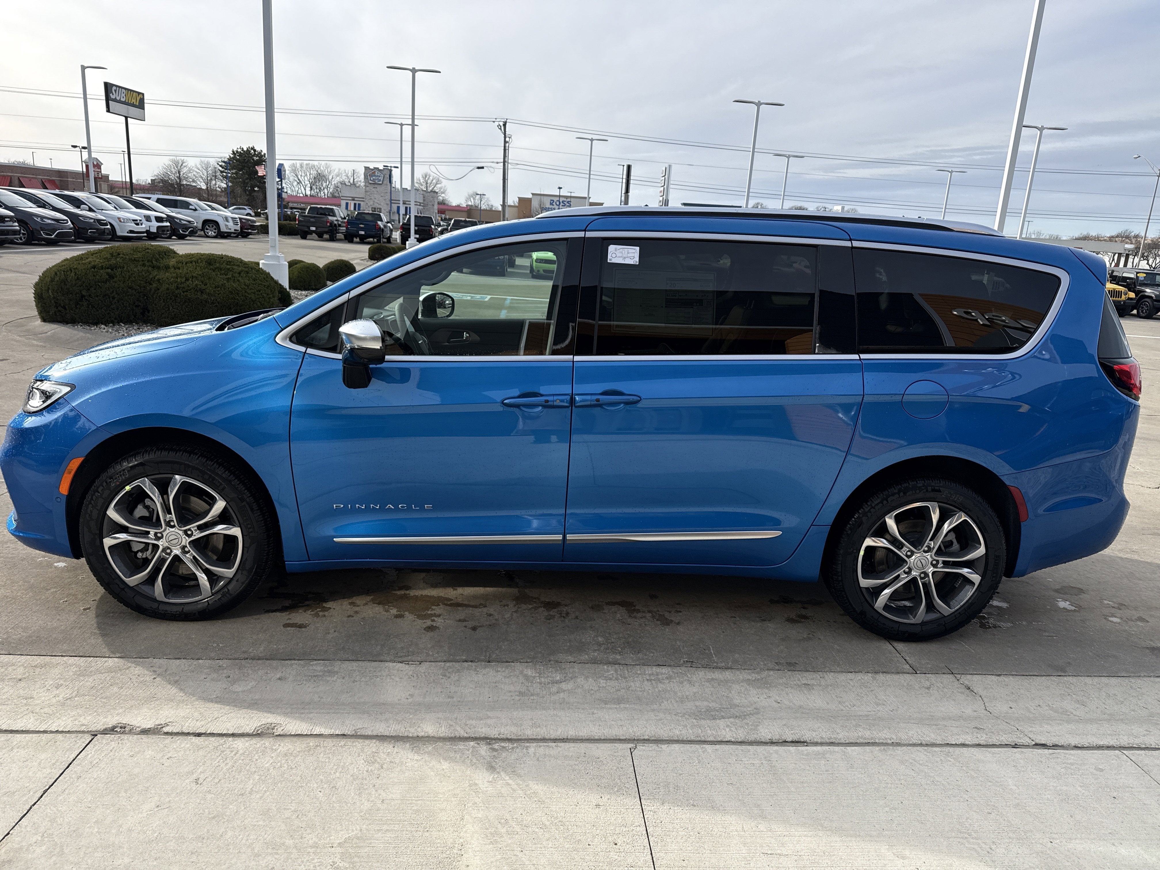 2026 Chrysler Pacifica Pinnacle