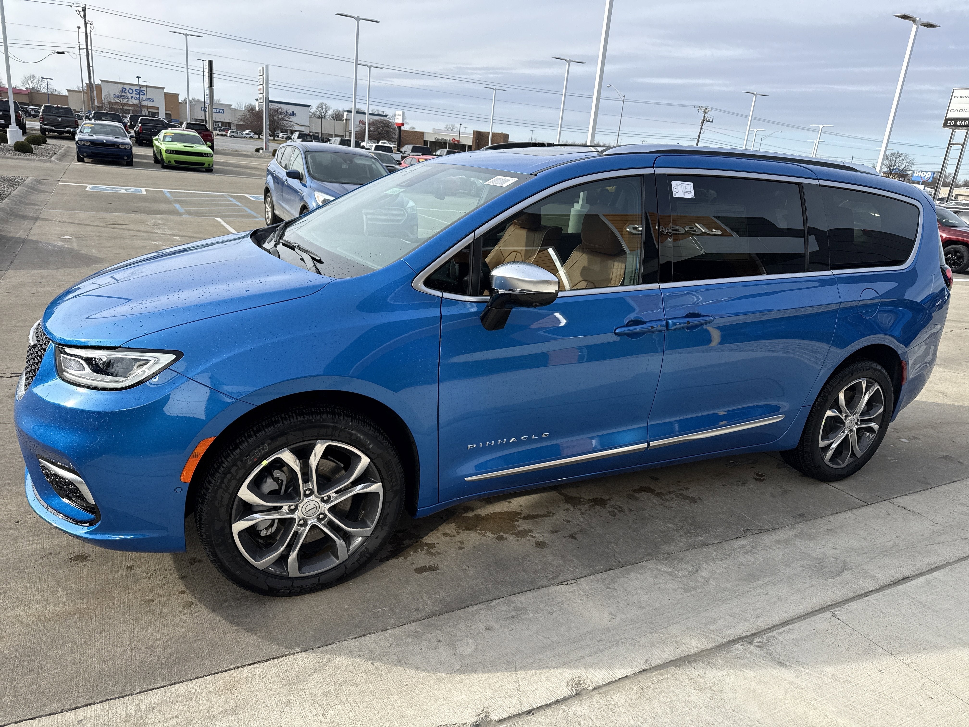 2026 Chrysler Pacifica Pinnacle