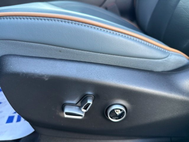 2027 Chrysler Pacifica Pinnacle