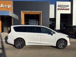 2027 Chrysler Pacifica Pinnacle