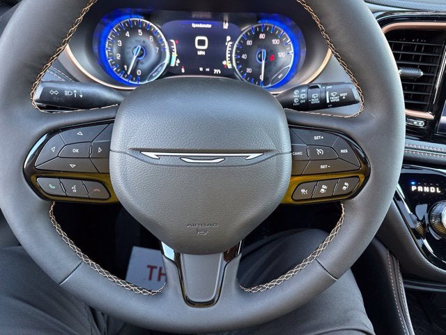 2027 Chrysler Pacifica Pinnacle