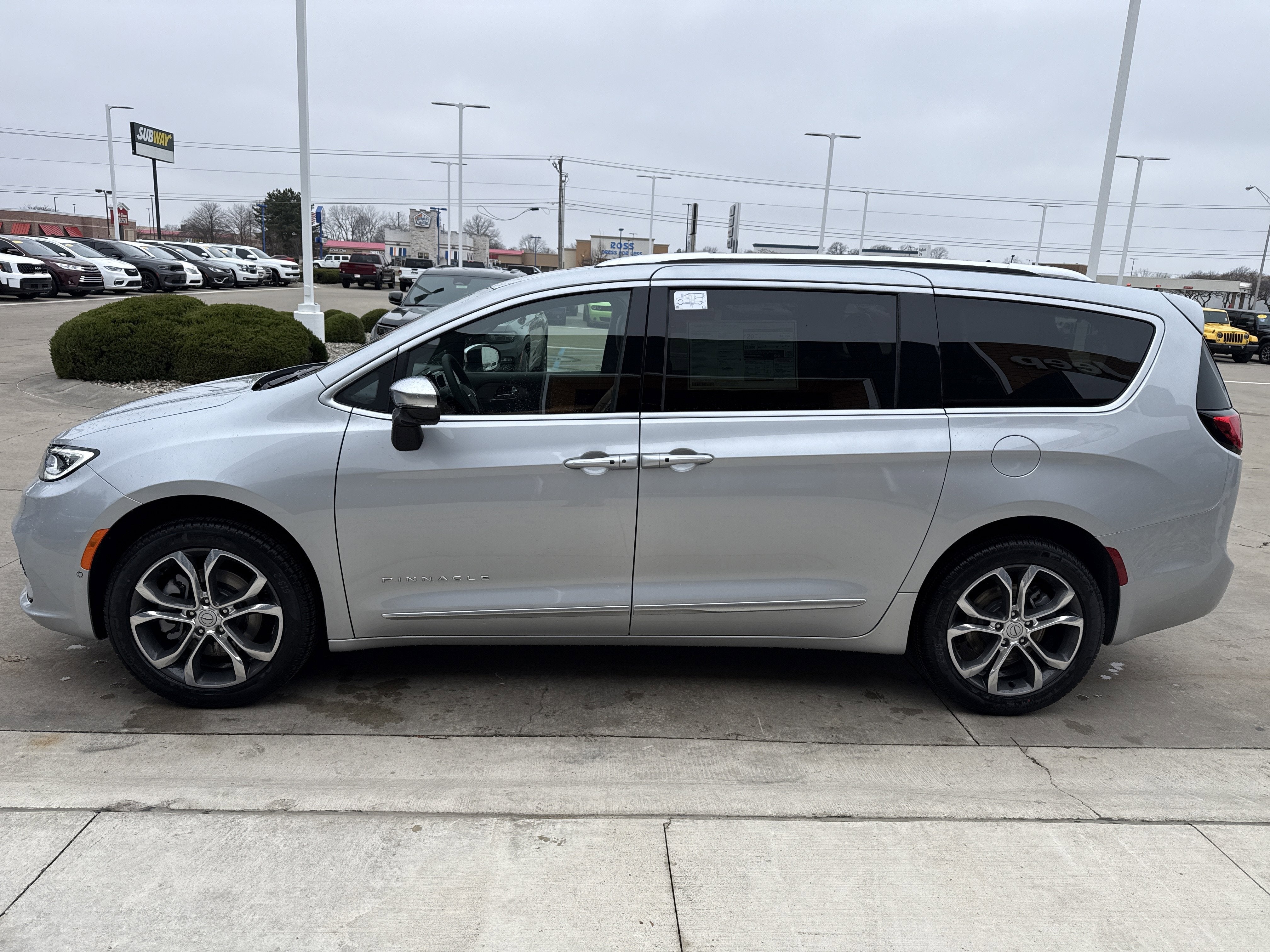 2026 Chrysler Pacifica Pinnacle