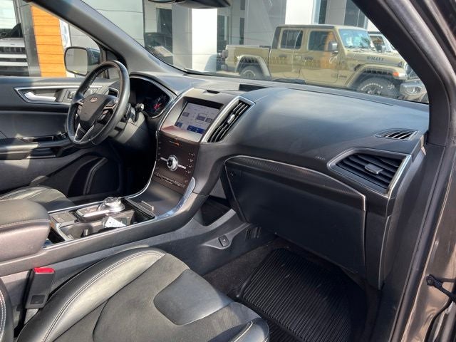 2020 Ford Edge ST