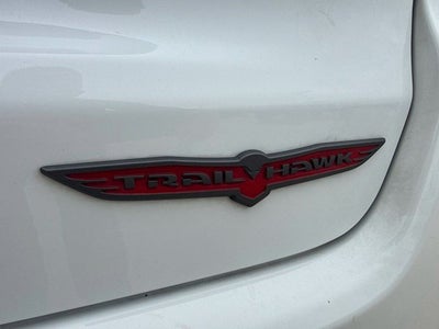 2022 Jeep Brújula Trailhawk