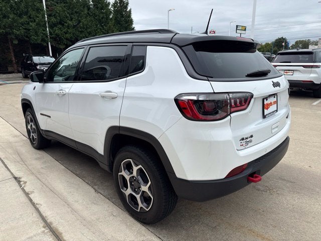 2022 Jeep Brújula Trailhawk