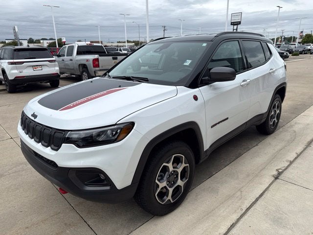 2022 Jeep Brújula Trailhawk