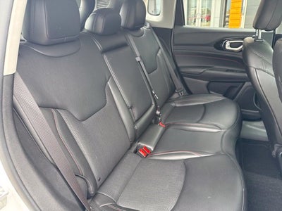 2022 Jeep Brújula Trailhawk