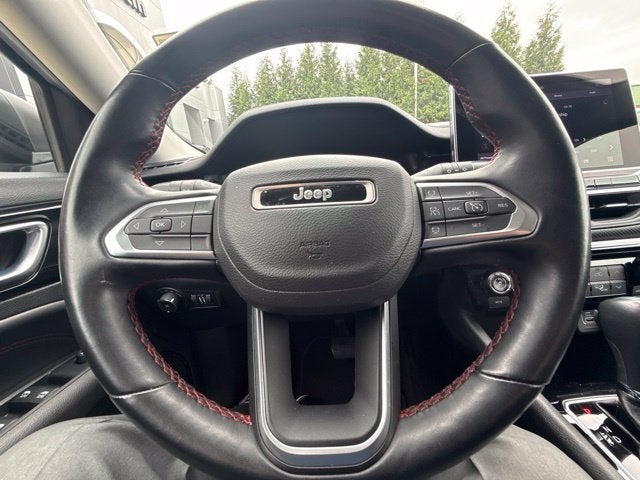 2022 Jeep Brújula Trailhawk