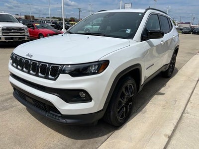 2024 Jeep Compass Latitude Lux