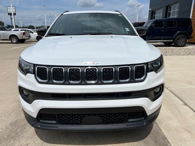 2024 Jeep Compass Latitude Lux