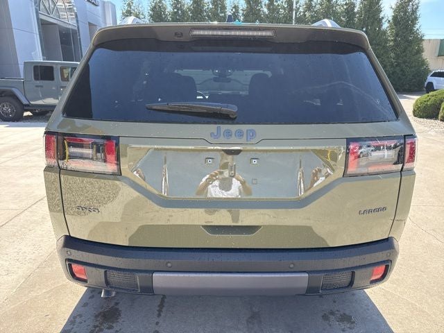 2026 Jeep Cherokee Laredo