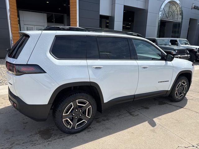 2026 Jeep Cherokee Laredo