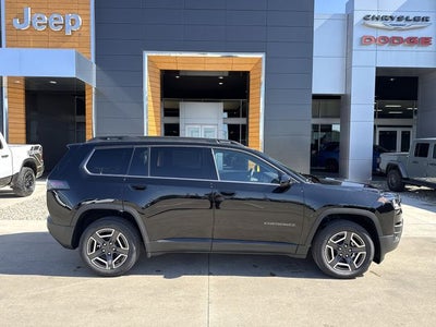 2026 Jeep Cherokee Laredo
