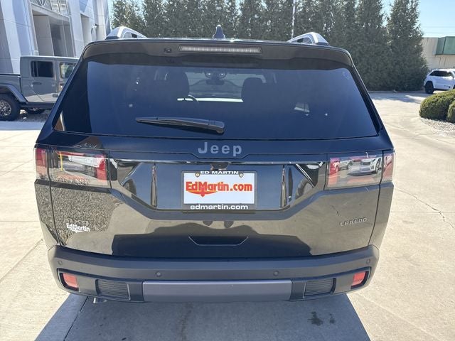 2026 Jeep Cherokee Laredo