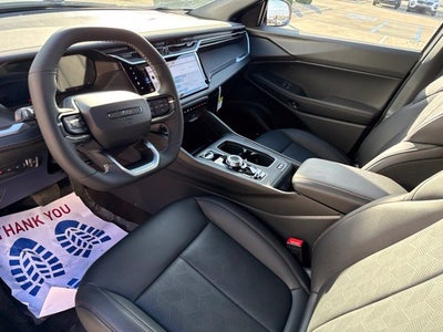 2027 Jeep Cherokee Overland