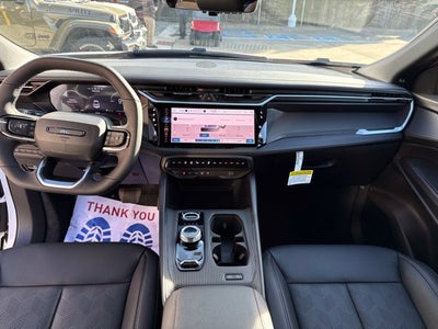 2027 Jeep Cherokee Overland