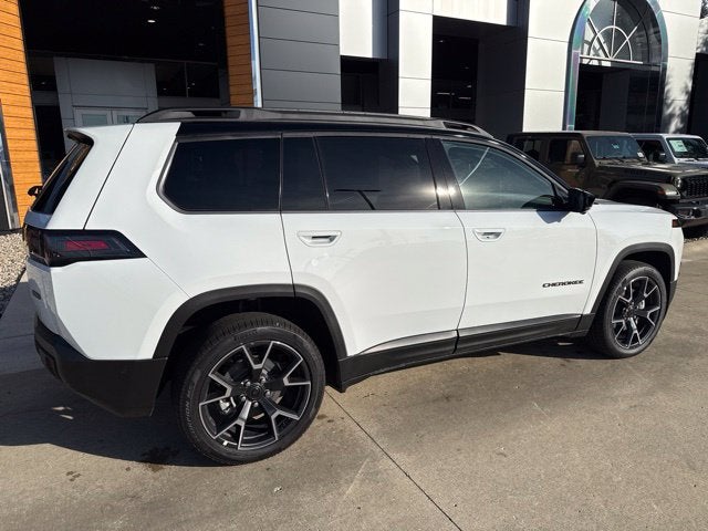 2027 Jeep Cherokee Overland