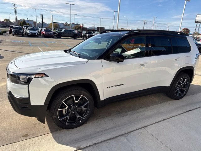 2027 Jeep Cherokee Overland