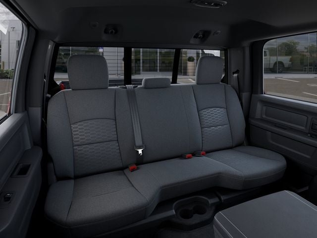 2026 RAM Ram 2500 Black Express 4x4 Crew Cab 6'4 Box