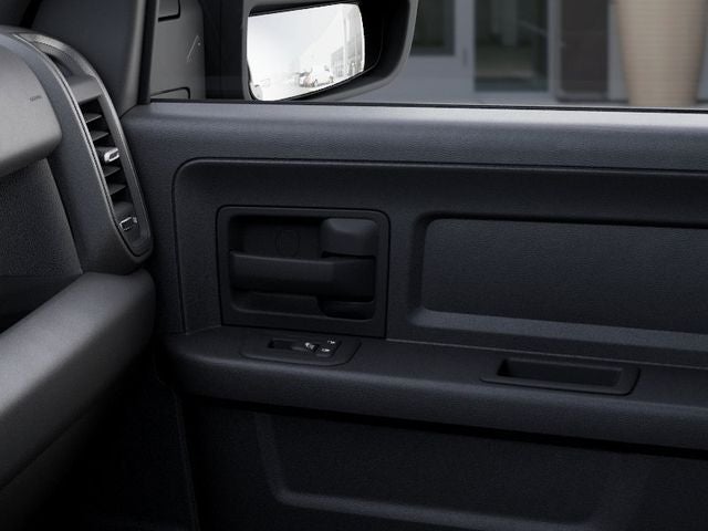 2026 RAM Ram 2500 Black Express 4x4 Crew Cab 6'4 Box