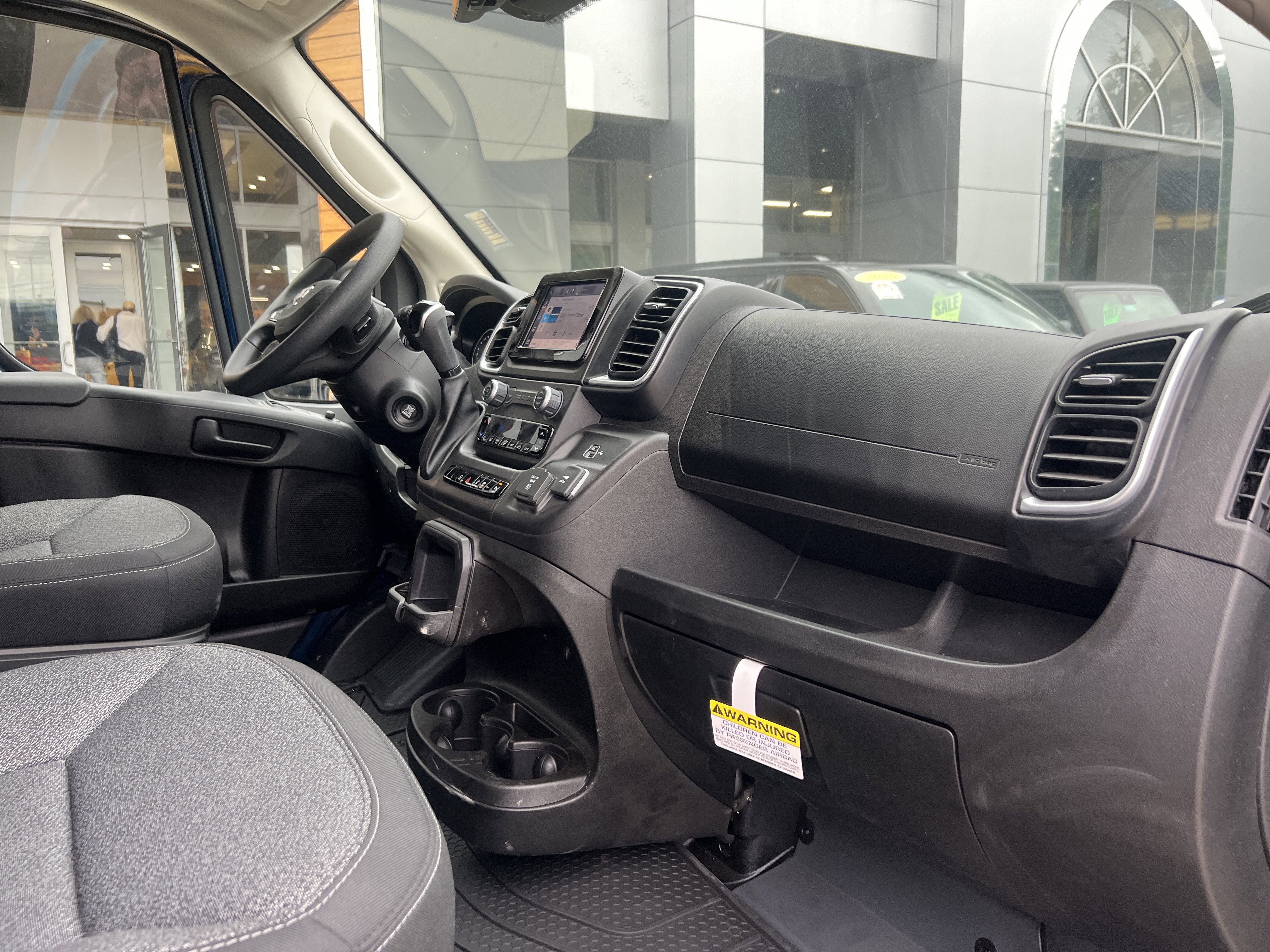 2025 RAM ProMaster 1500 SLT